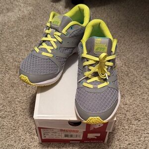 New Balance 577 Gray and Yellow Sneakers 8.5